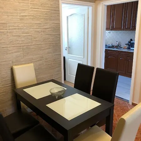 Oli Apartman *