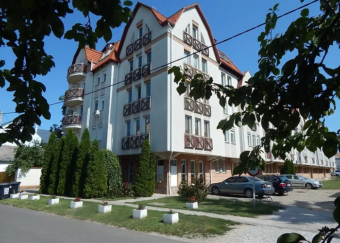 Oli Apartment *